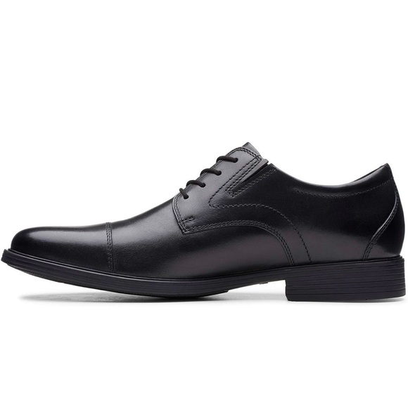 Clarks Black Leather Oxford Shoes with Polished Finish - Picture 4 of 7